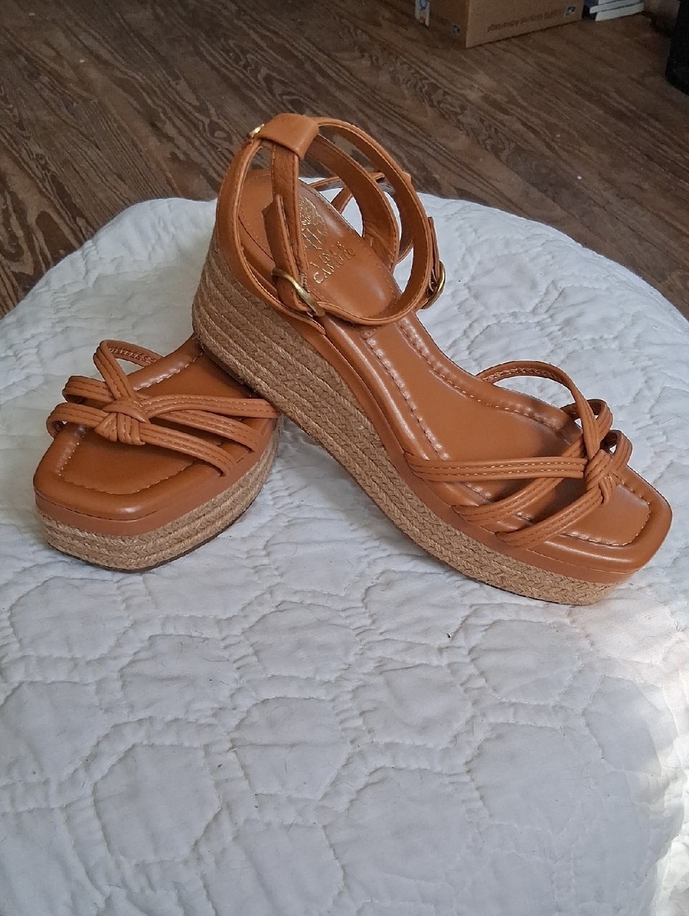 Vince Camuto Wedge Sandals 💕